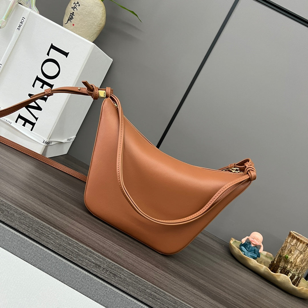 LOEWE LOE LUNA HOBO 28 BAG IN WARM DESERT CALFSKIN