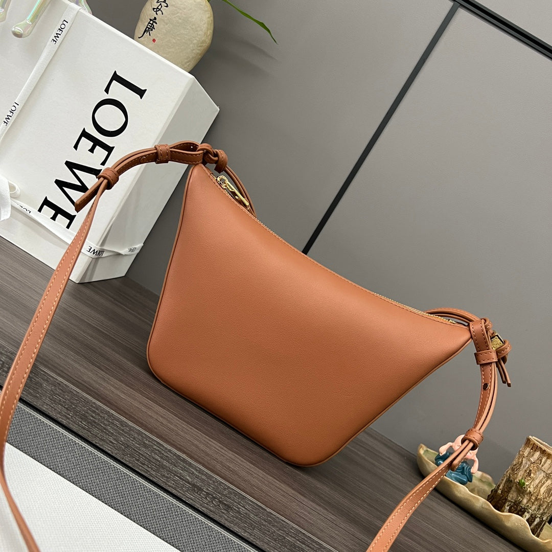 LOEWE LOE LUNA HOBO 28 BAG IN WARM DESERT CALFSKIN