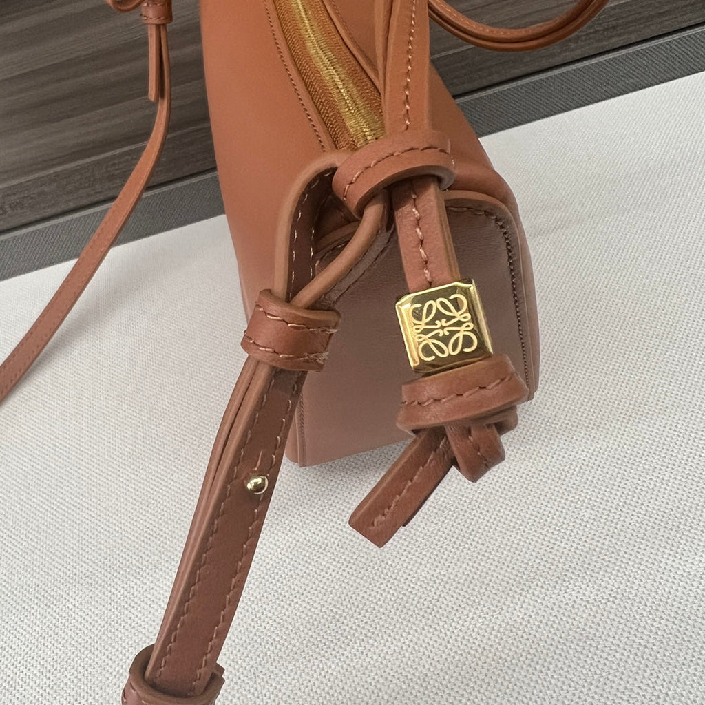 LOEWE LOE LUNA HOBO 28 BAG IN WARM DESERT CALFSKIN