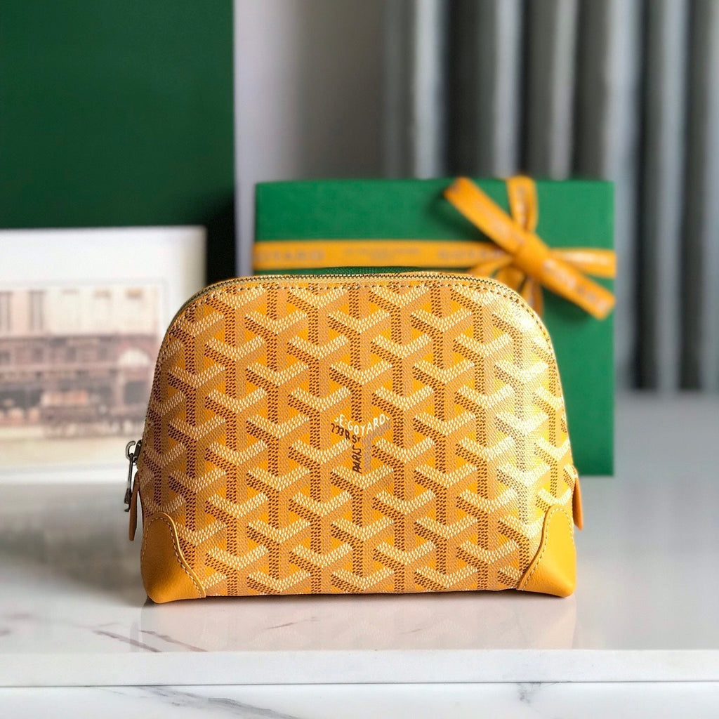 GOYARD VENDÔME COSMETIC POUCH 17 IN YELLOW GOYARDINE CANVAS AND CALFSKIN TRIM