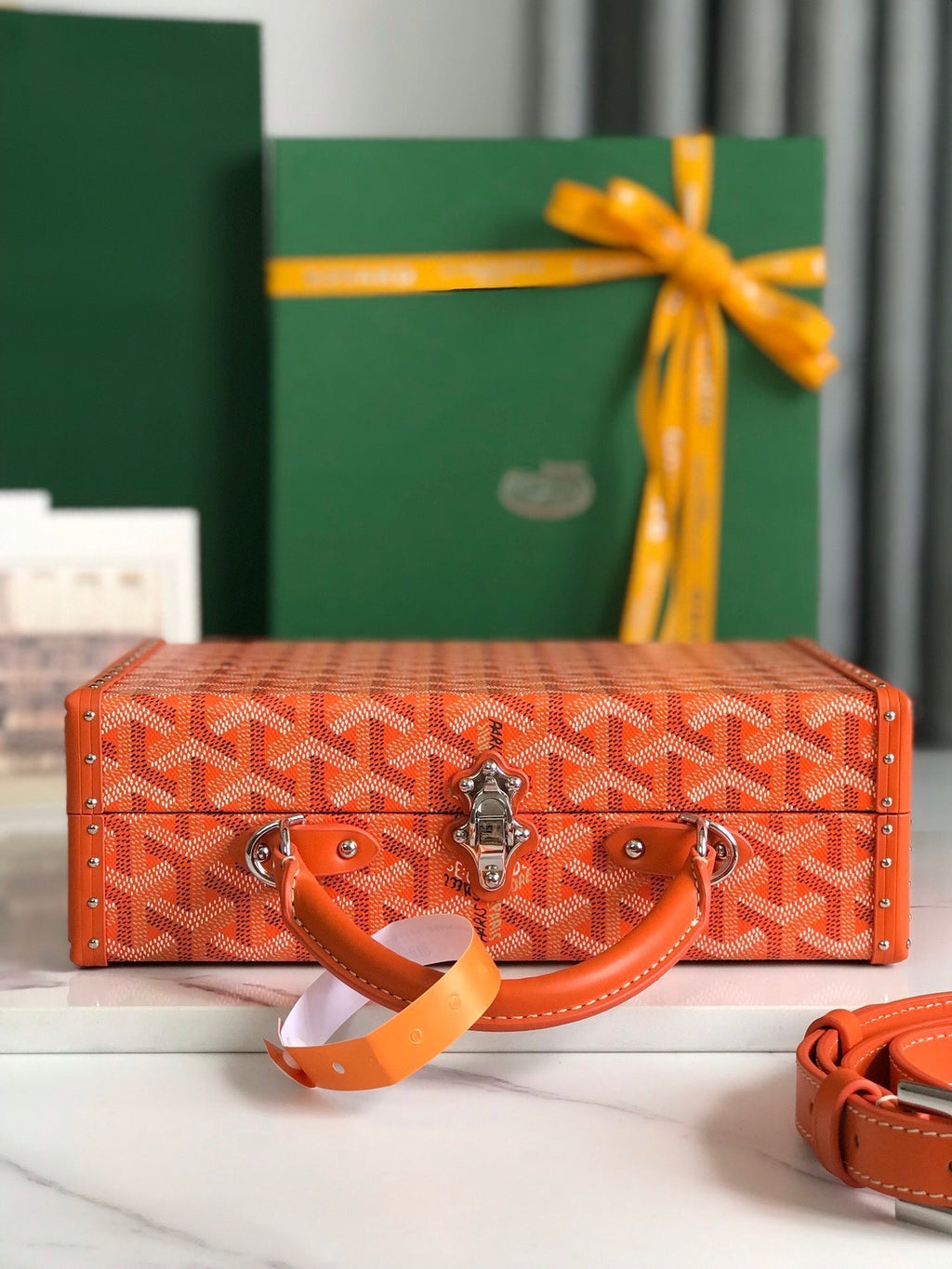 GOYARD GRAND HÔTEL TRUNK BAG 24 IN ORANGE GOYARDINE CANVAS AND CALFSKIN