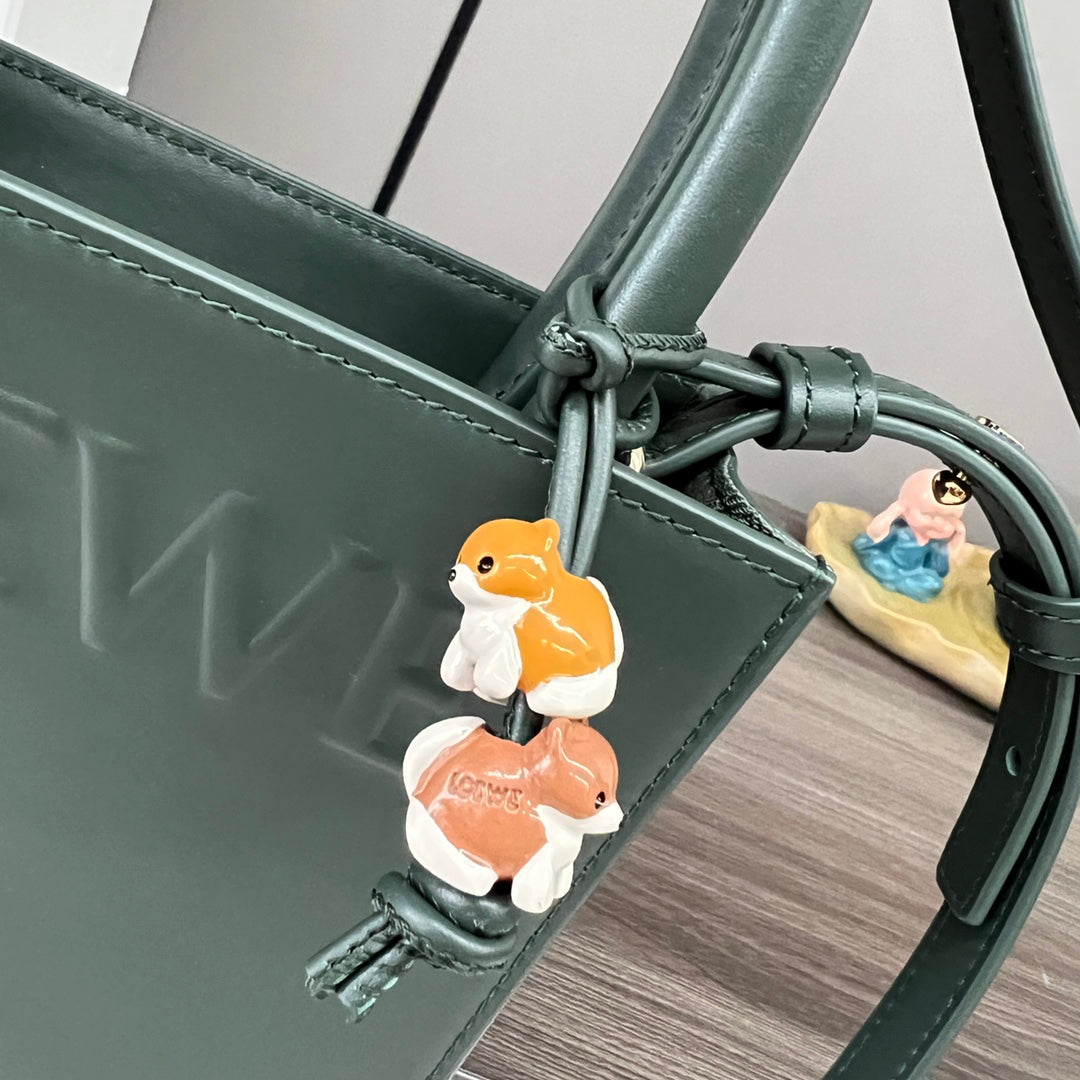 LOEWE STANDARD A5 TOTE BAG IN GREEN FOREST CALFSKIN