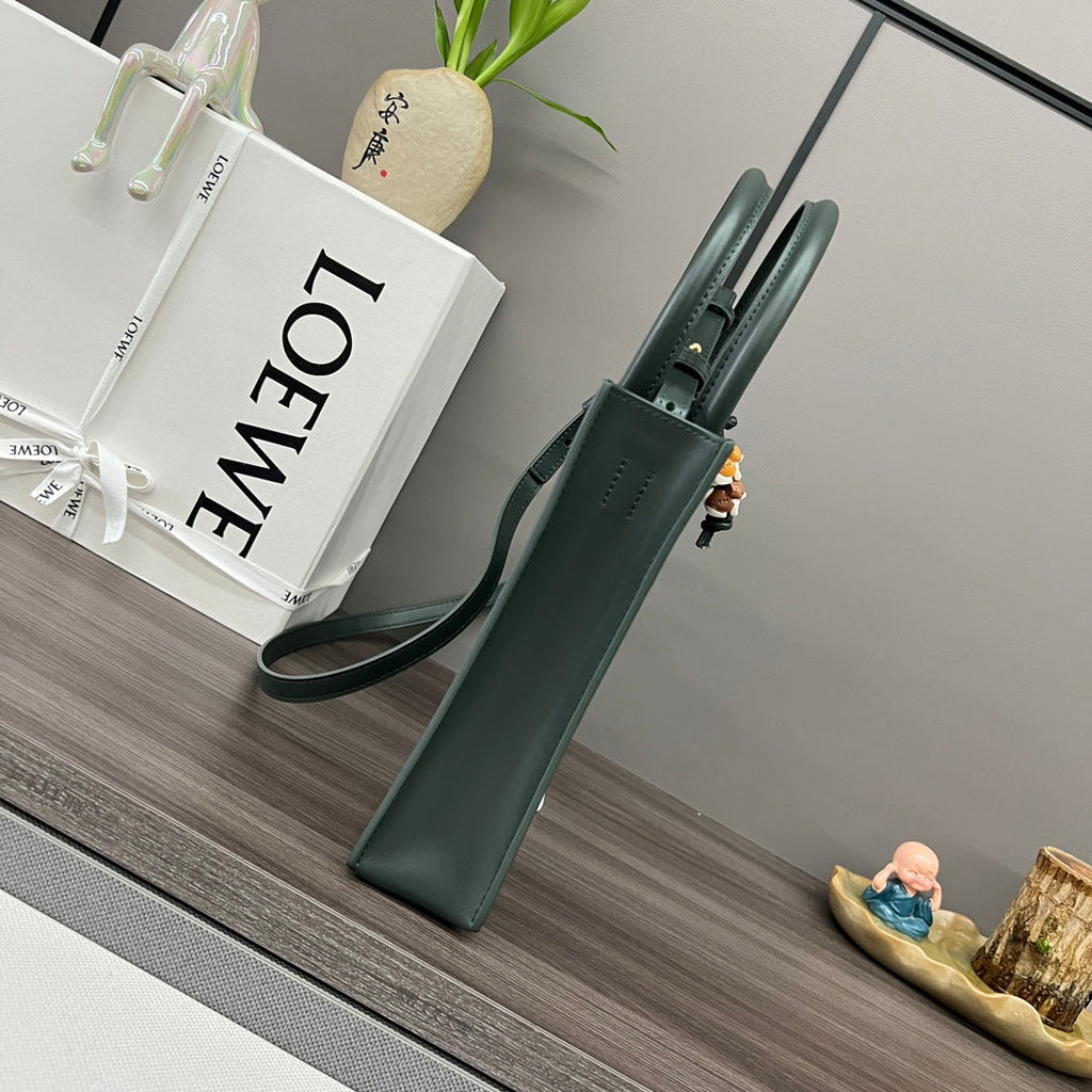 LOEWE STANDARD A5 TOTE BAG IN GREEN FOREST CALFSKIN