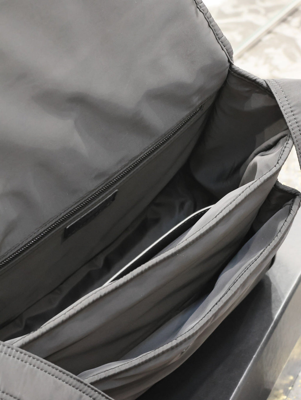 SAINT LAURENT NIKI LARGE 32 IN BLACK NYLON