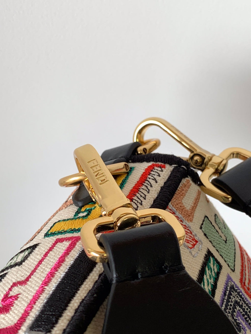 FENDI Fend Baguette Black and Multicolour Canvas Bag 27 with FF Embroidery Ghw