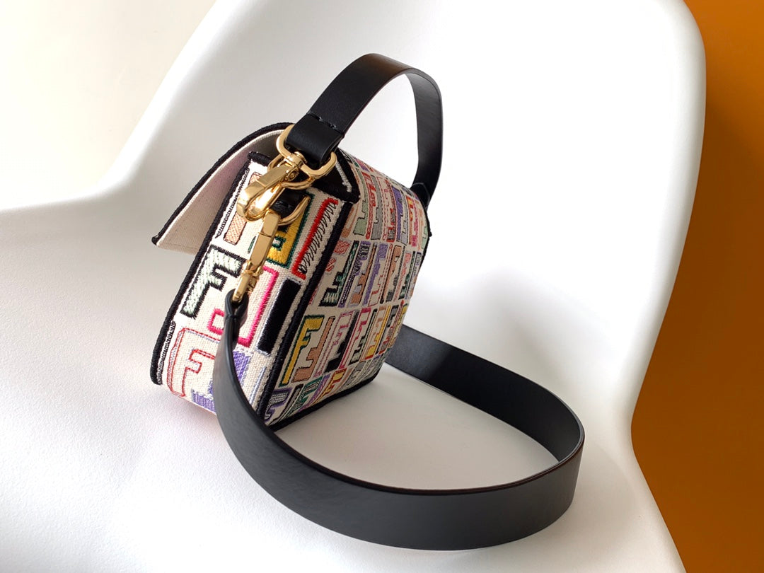 FENDI Fend Baguette Black and Multicolour Canvas Bag 27 with FF Embroidery Ghw