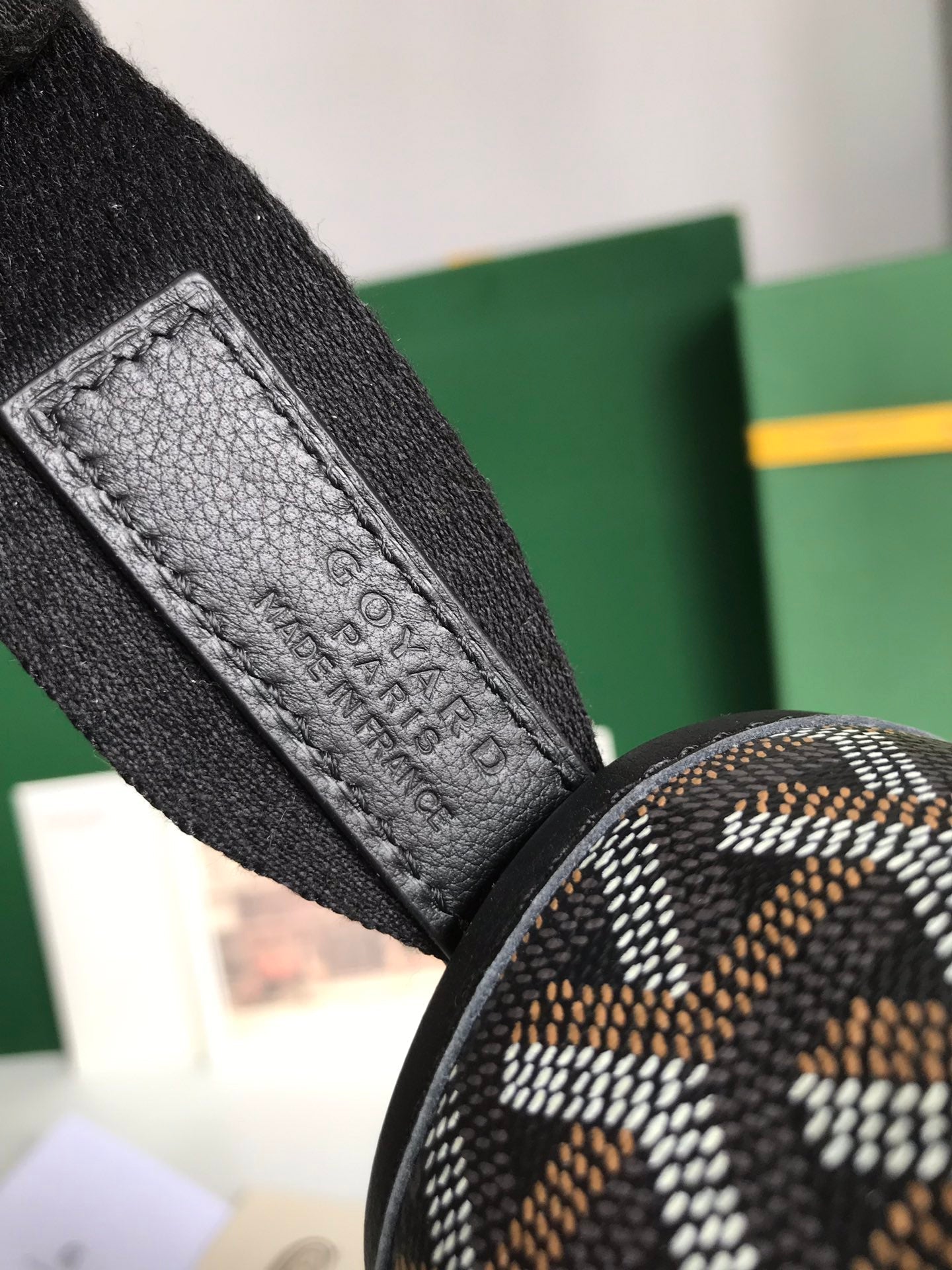 GOYARD CITADIN MESSENGER BAG 39 IN BLACK GOYARDINE CANVAS