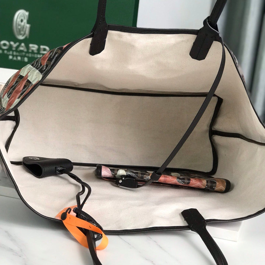 GOYARD SAINT LOUIS PM BAG 34 IN PINK LETTRES CAMOUFLAGE GOYARDINE CANVAS