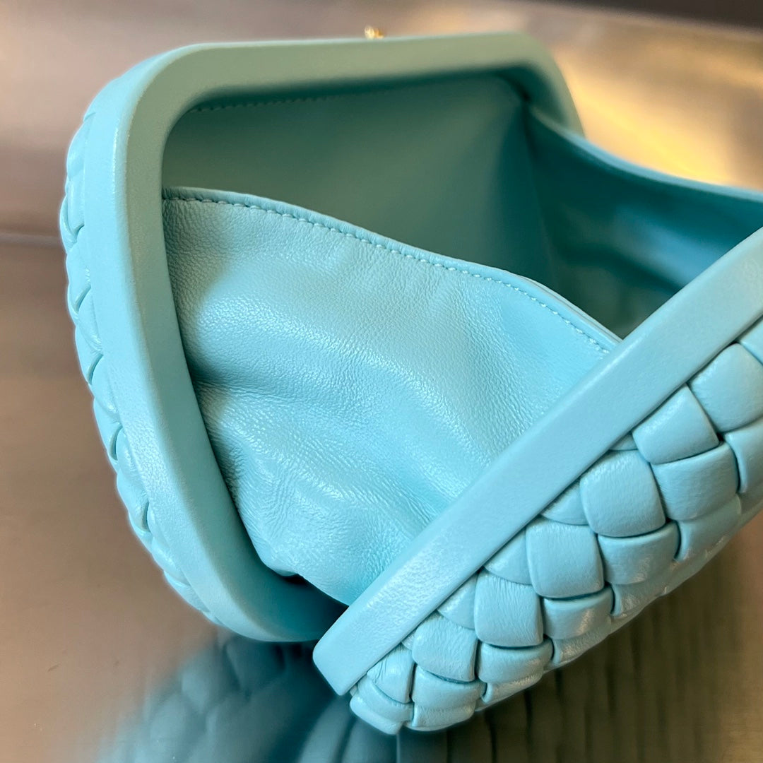 BOTTEGA VENETA KNOT 20 IN BLUE PASTEL LAMBSKIN