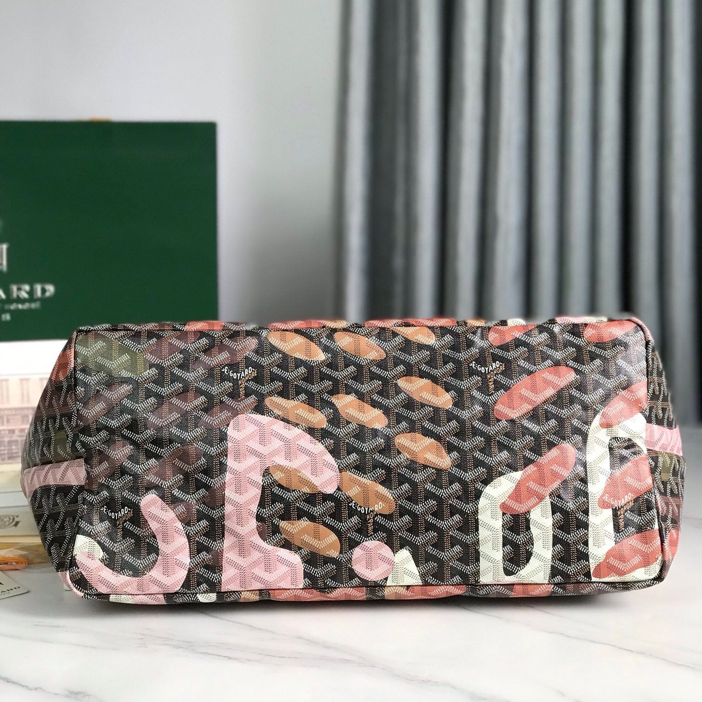 GOYARD SAINT LOUIS GM BAG 40 IN PINK LETTRES CAMOUFLAGE GOYARDINE CANVAS