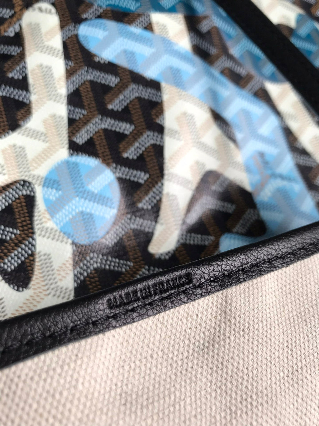 GOYARD SAINT LOUIS GM BAG 40 IN BLUE LETTRES CAMOUFLAGE GOYARDINE CANVAS