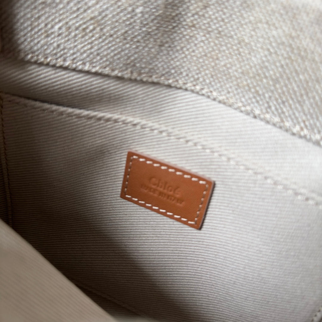 CHLOE SMALL WOODY TOTE BAG 26.5 IN BEIGE LINEN CANVAS WEBBING LOGO EMBROIDERY BROWN CALFSKIN
