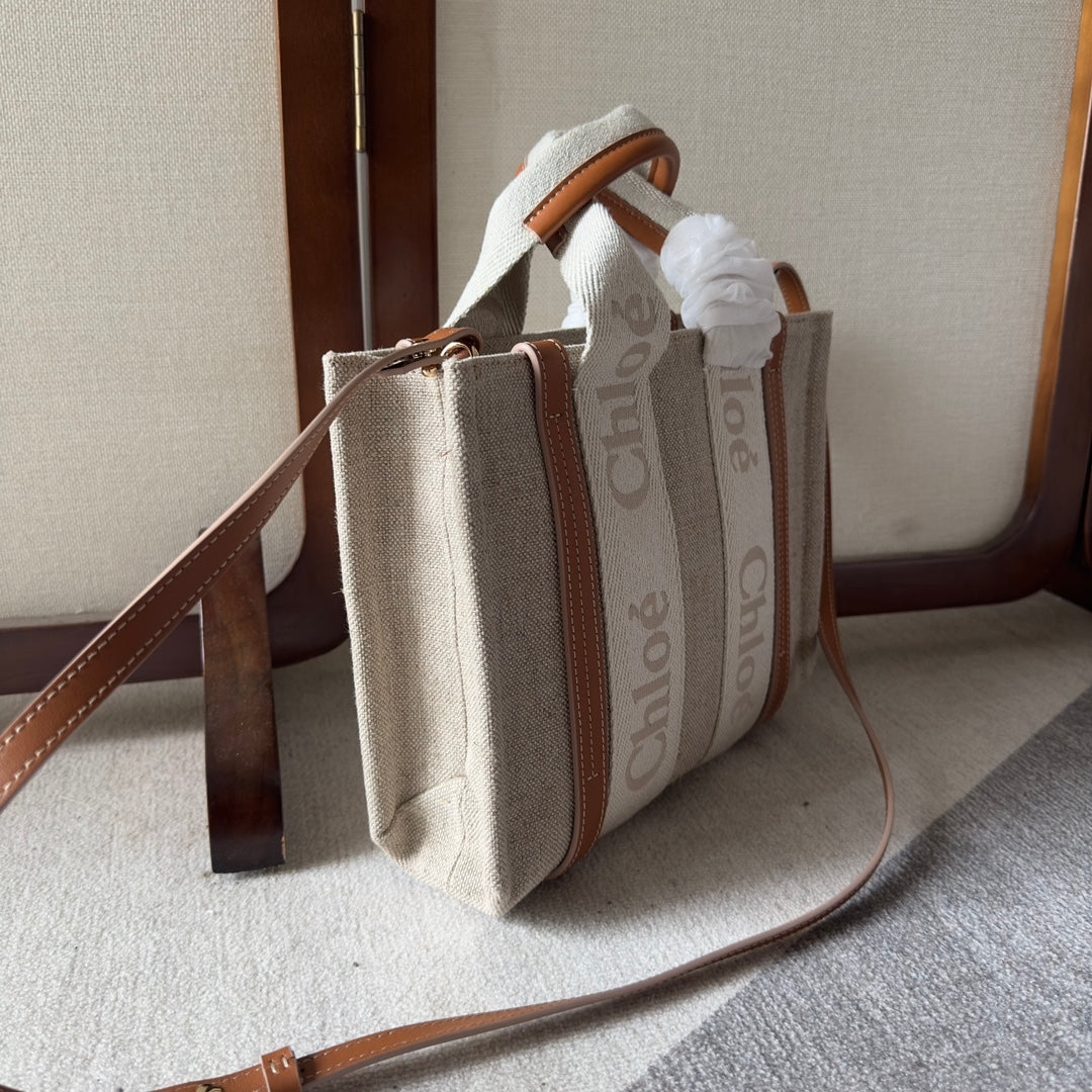 CHLOE SMALL WOODY TOTE BAG 26.5 IN BEIGE LINEN CANVAS WEBBING LOGO EMBROIDERY BROWN CALFSKIN