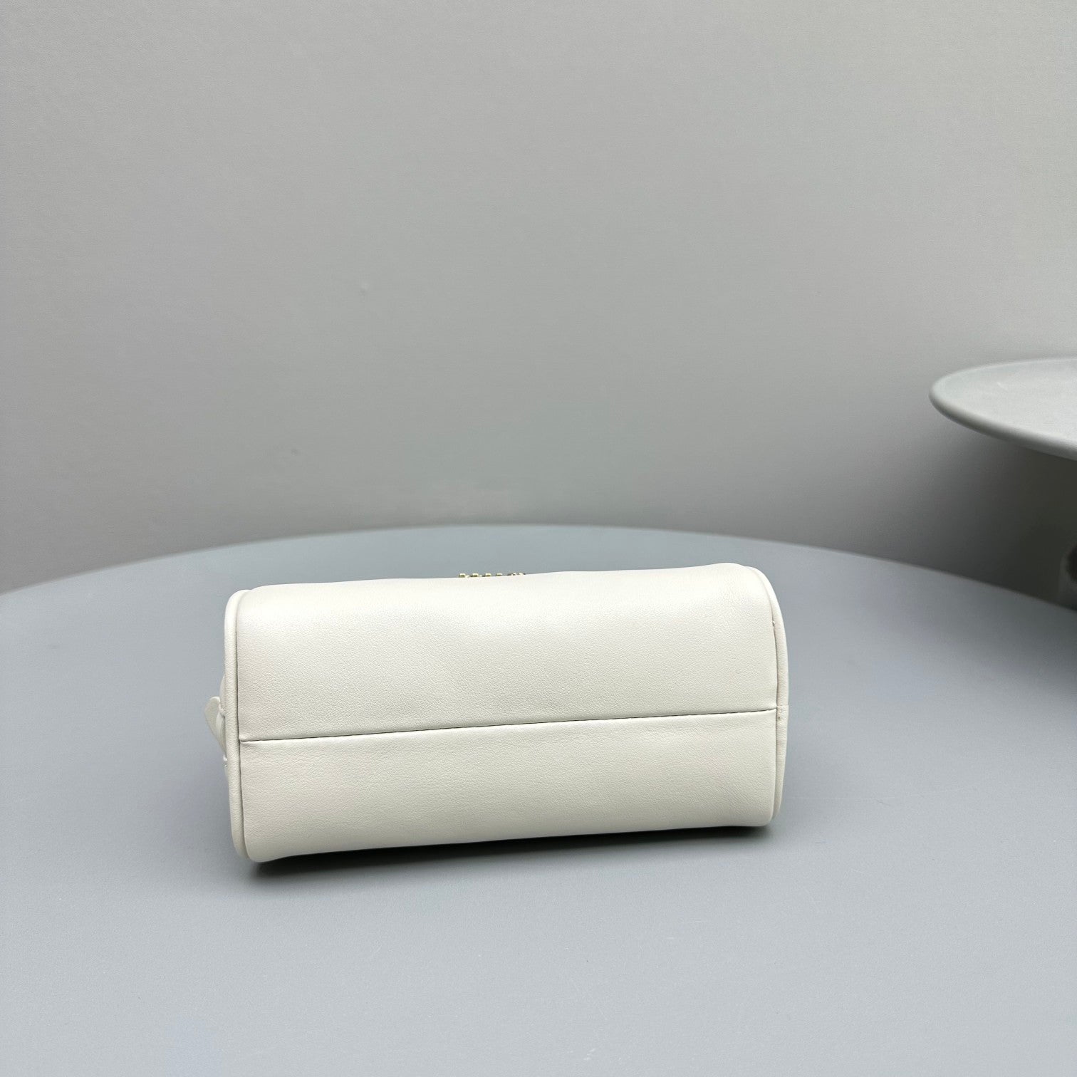 MIU MIU TOP-HANDLE 18 BAG IN WHITE CALFSKIN