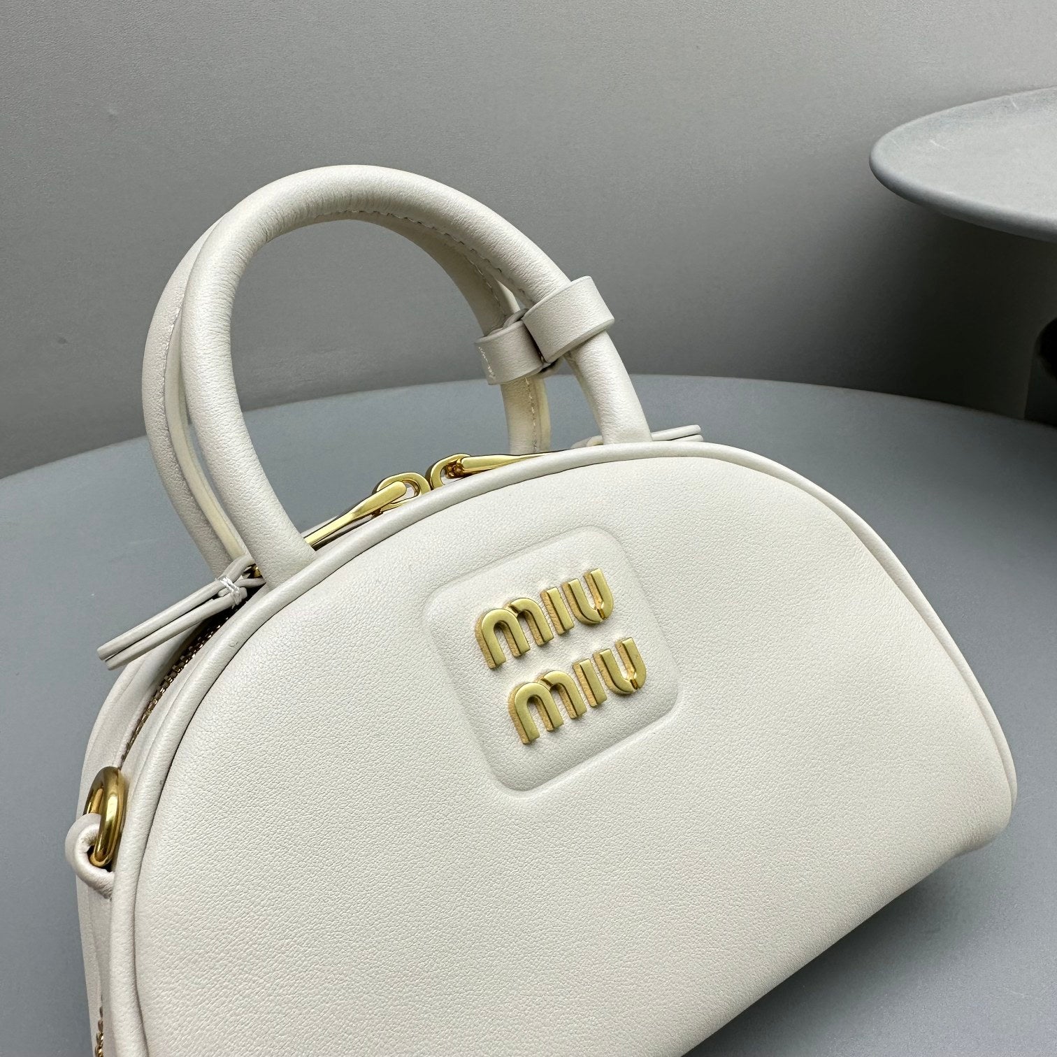 MIU MIU TOP-HANDLE 18 BAG IN WHITE CALFSKIN