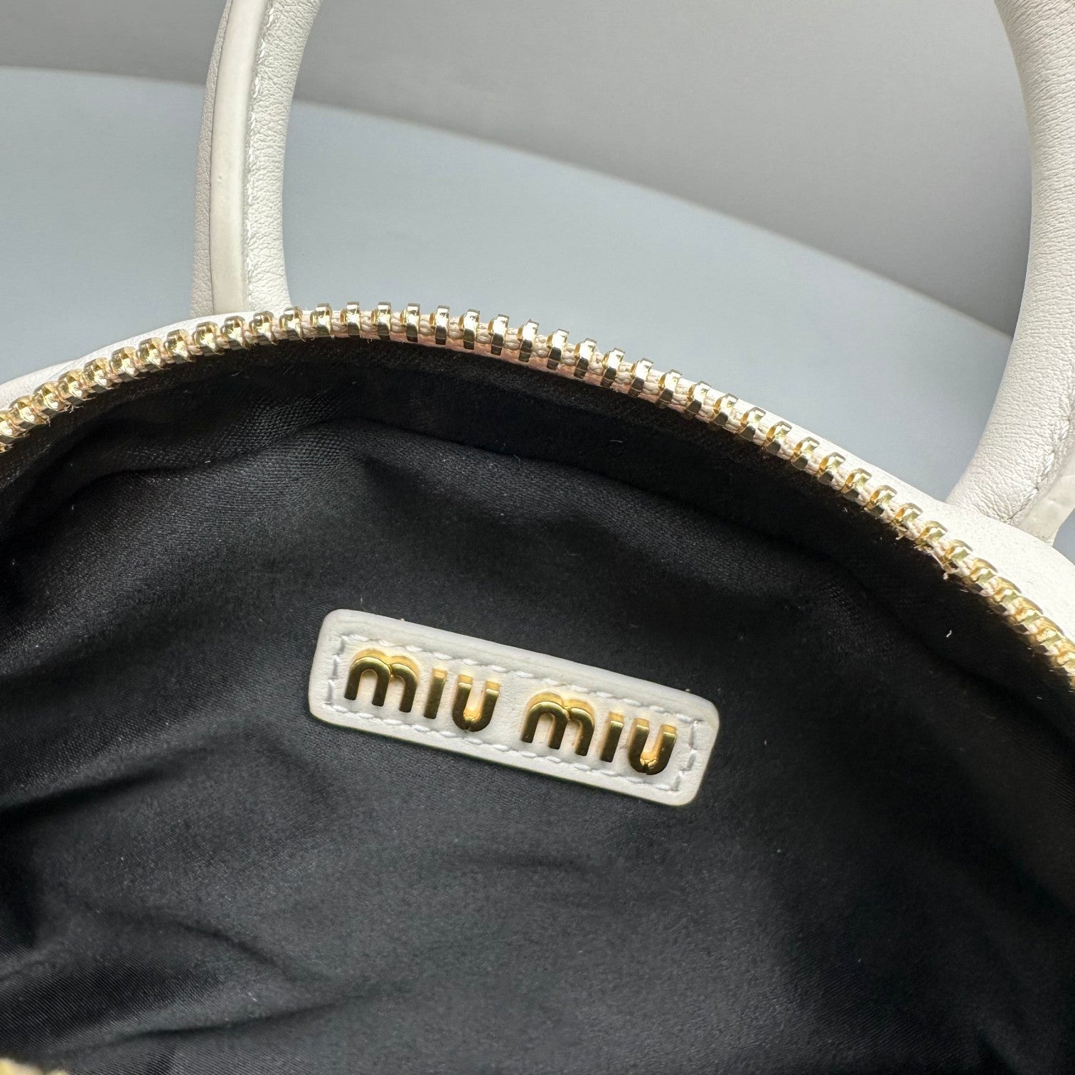 MIU MIU TOP-HANDLE 18 BAG IN WHITE CALFSKIN