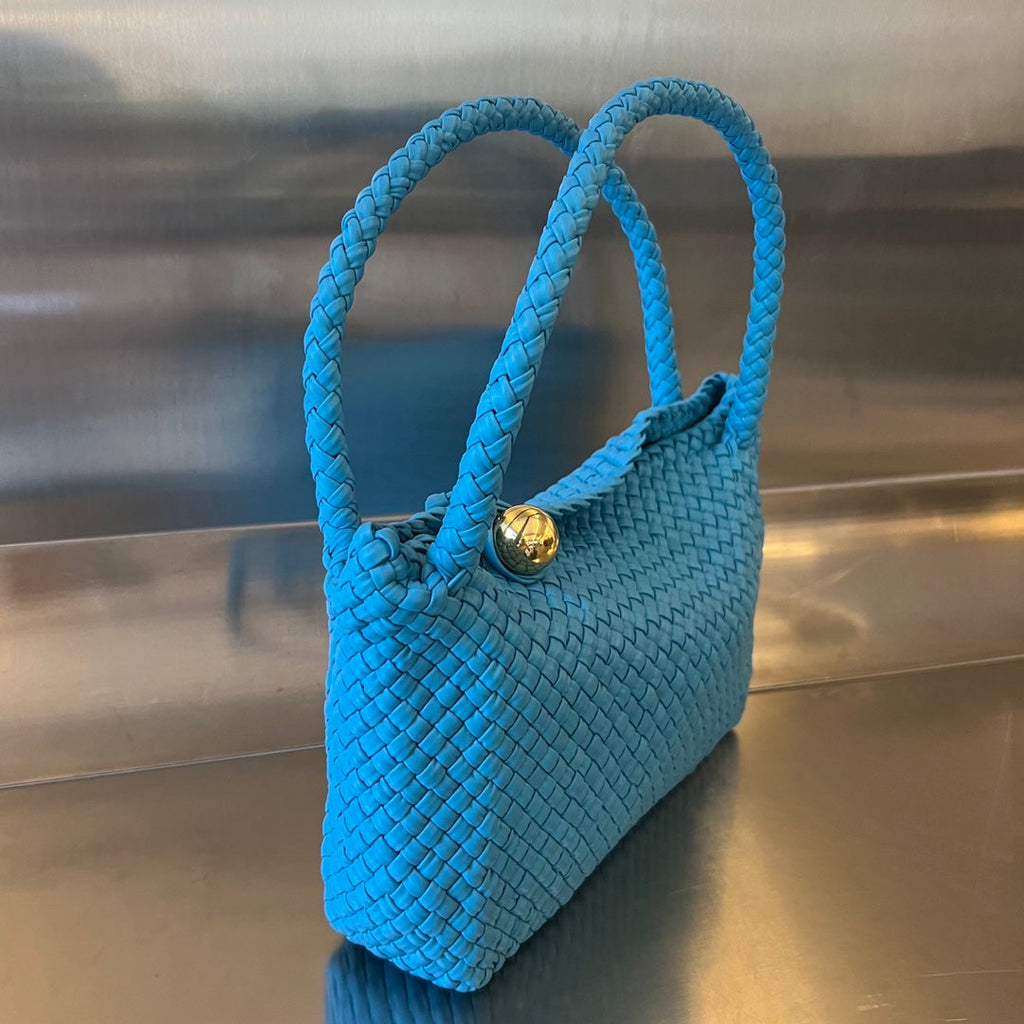 BOTTEGA VENETA TOSCA 27 BAG IN AZURE BLUE CALFSKIN