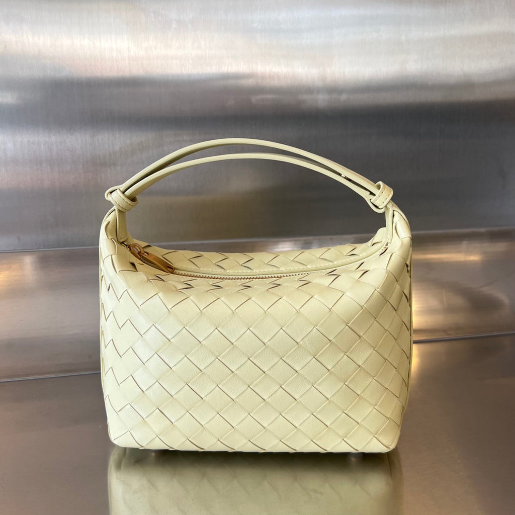BOTTEGA VENETA WALLACE 22 BAG IN YELLOW CREAM CALFSKIN