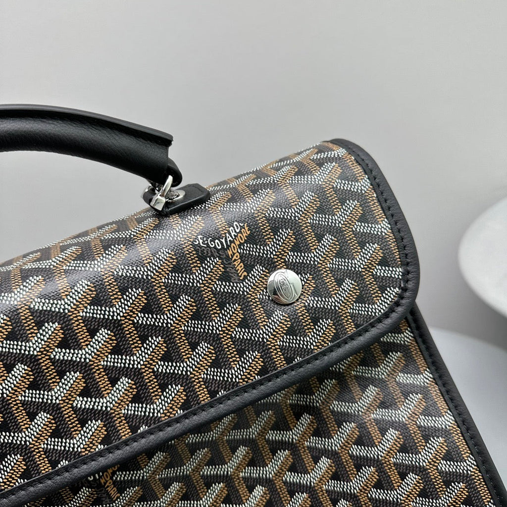 GOYARD LEGER BACKPACK 37 IN BLACK GOYARDINE CANVAS WITH CALFSKIN TRIM