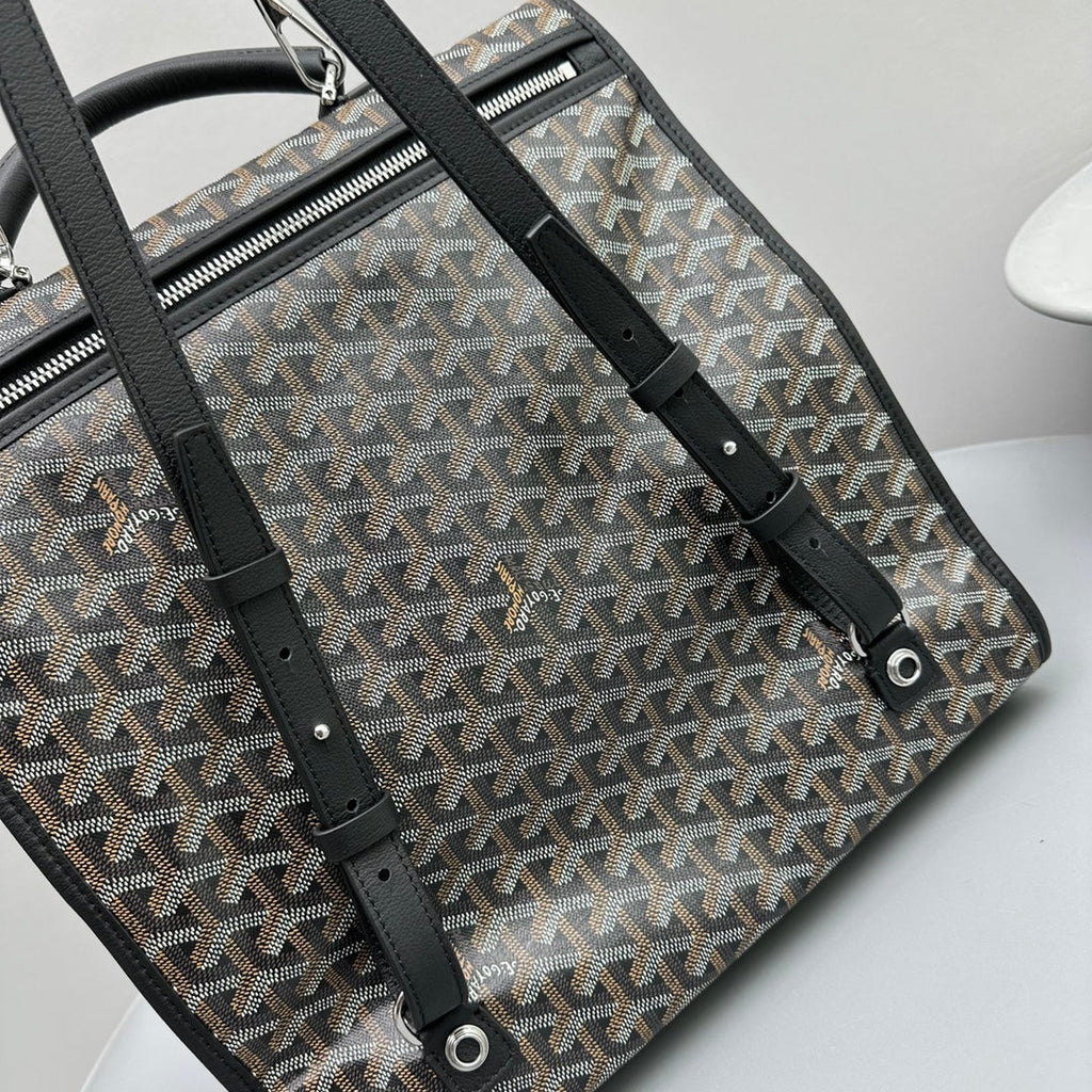 GOYARD LEGER BACKPACK 37 IN BLACK GOYARDINE CANVAS WITH CALFSKIN TRIM