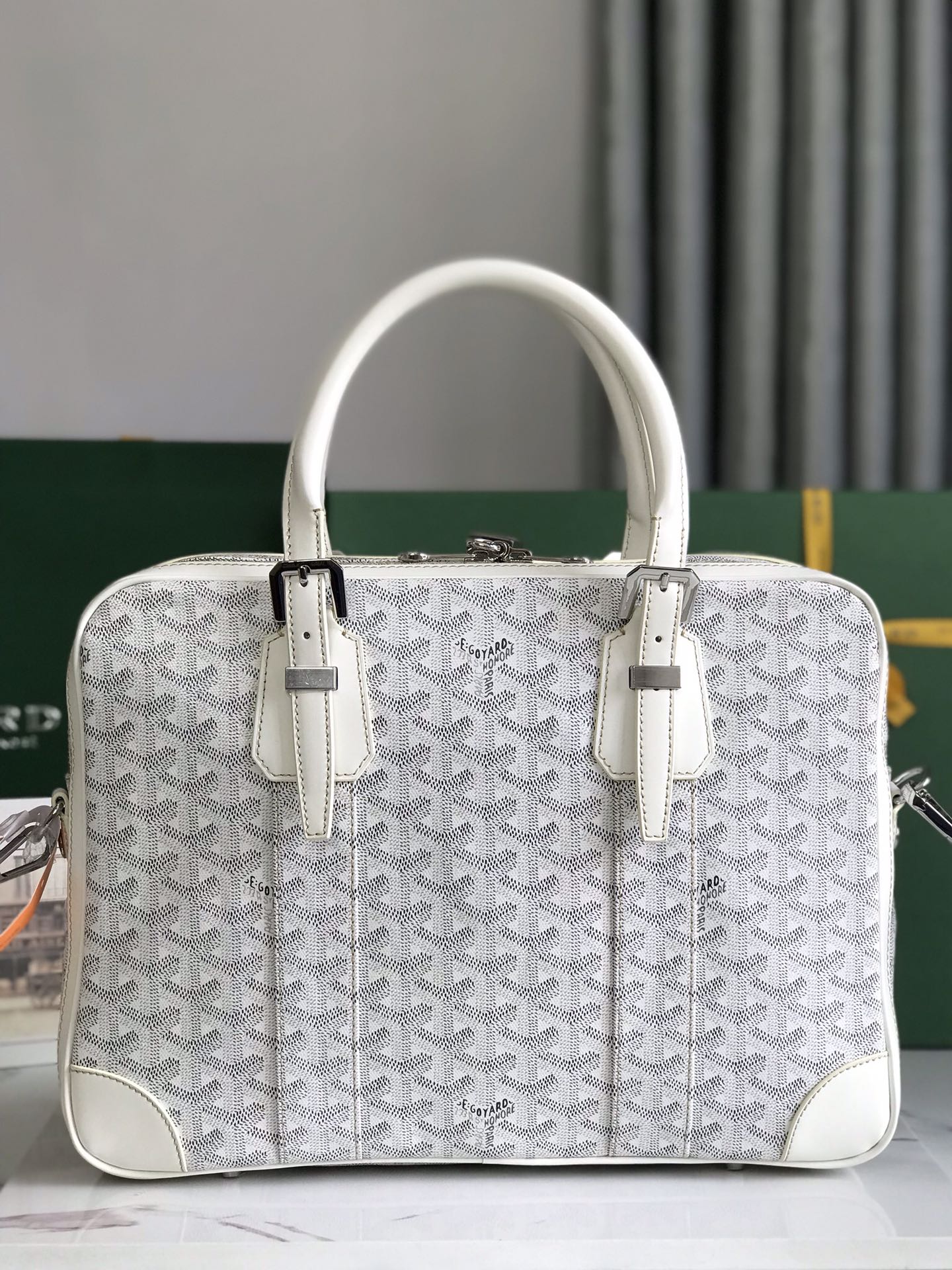 GOYARD AMBASSADE DOCUMENT CASE 35 IN WHITE GOYARDINE CANVAS