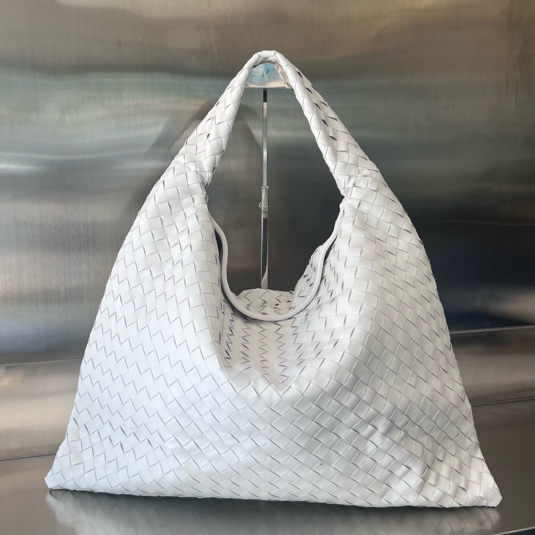 BOTTEGA VENETA LARGE HOP 54 IN WHITE LAMBSKIN