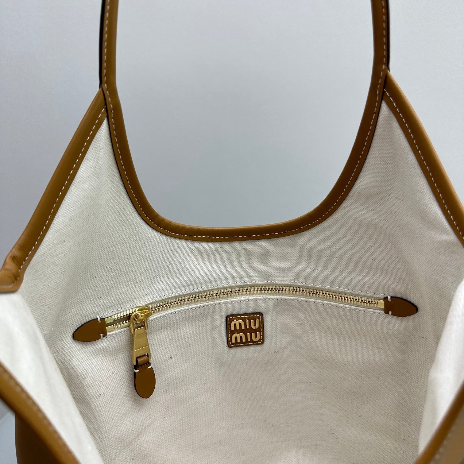 MIU MIU HOBO 40 TOTE IN GOLDENROD YELLOW CALFSKIN