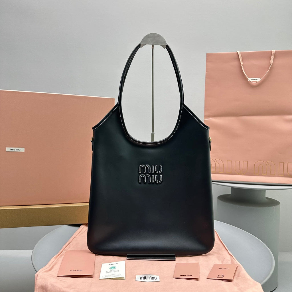 MIU MIU HOBO 40 TOTE IN BLACK CALFSKIN