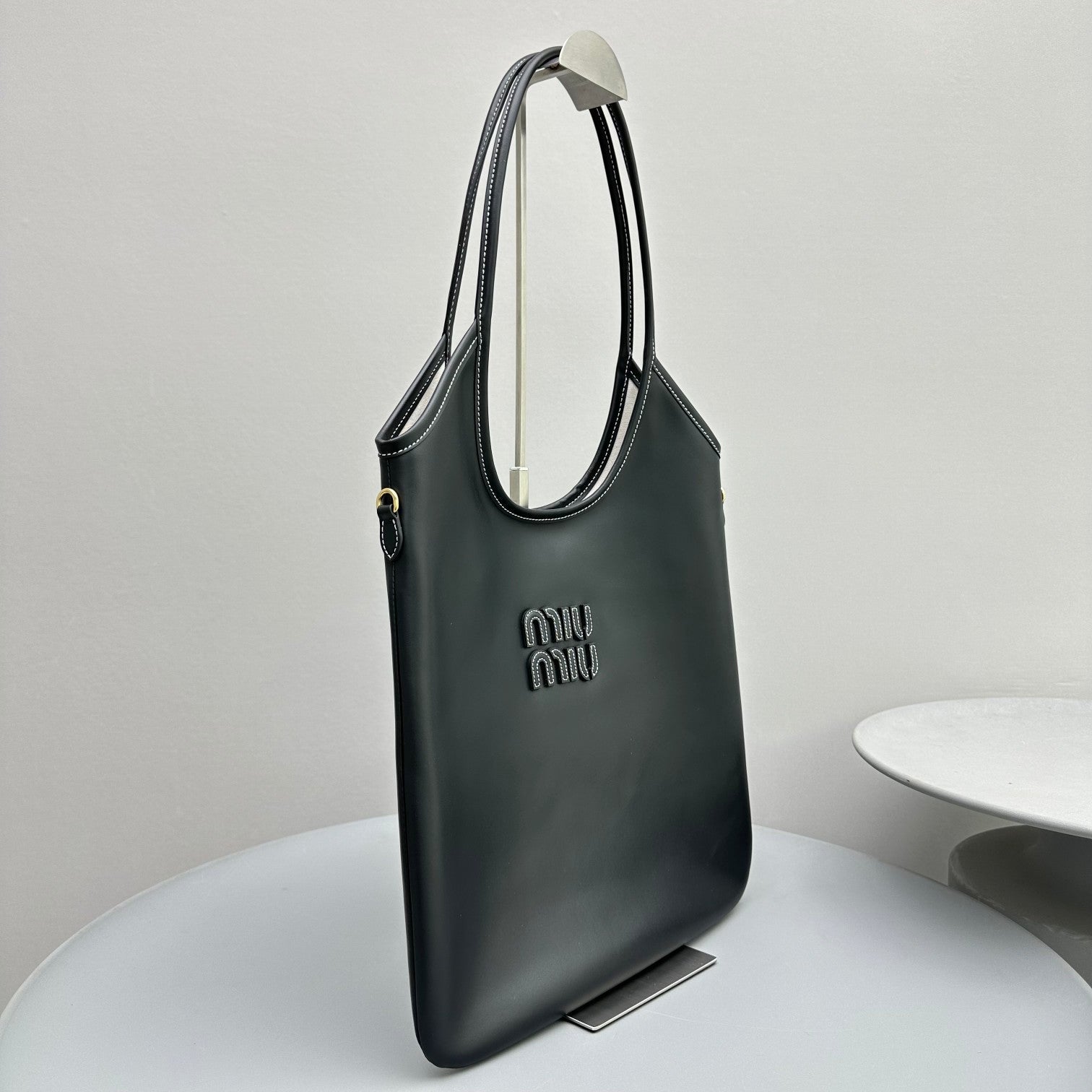 MIU MIU HOBO 40 TOTE IN BLACK CALFSKIN