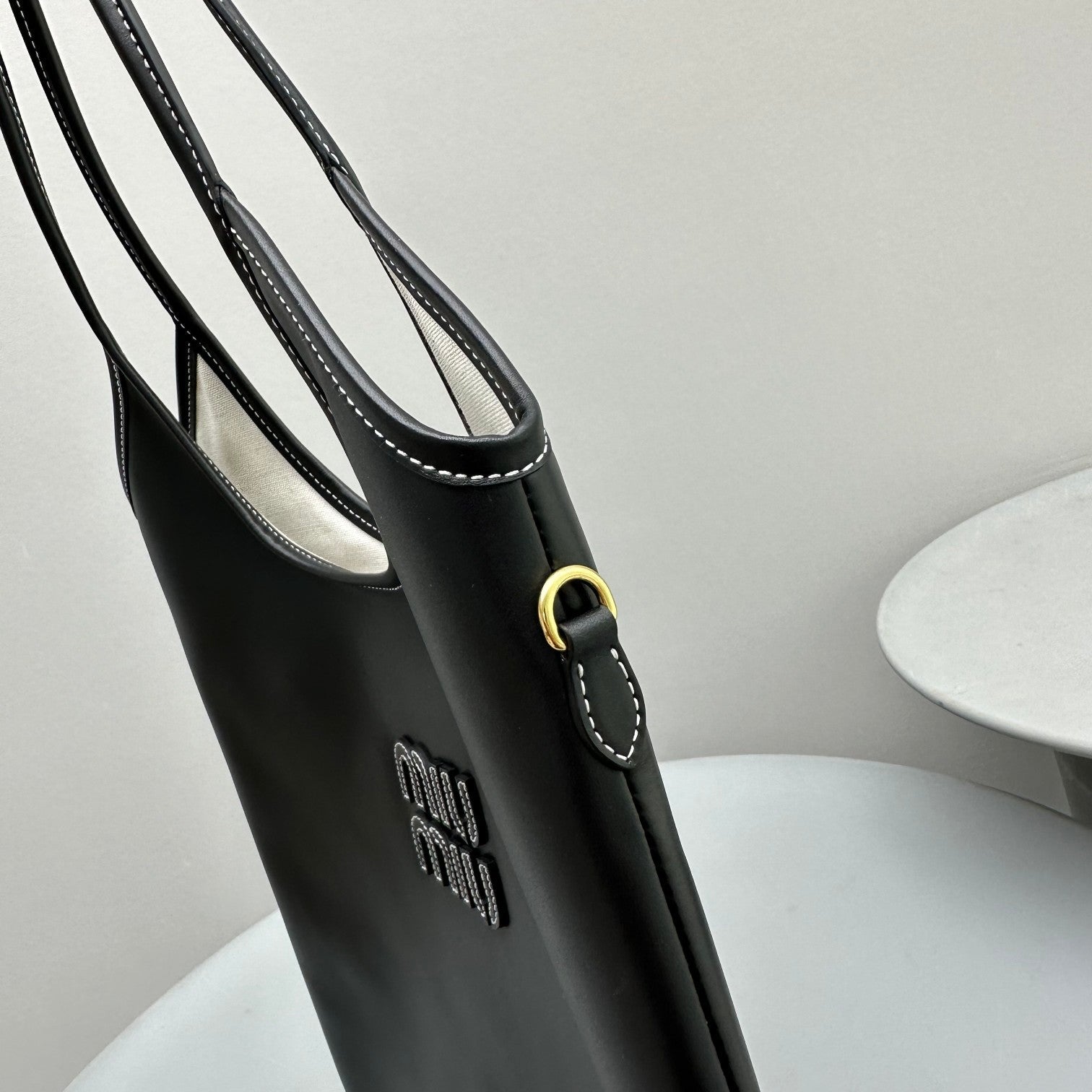 MIU MIU HOBO 40 TOTE IN BLACK CALFSKIN
