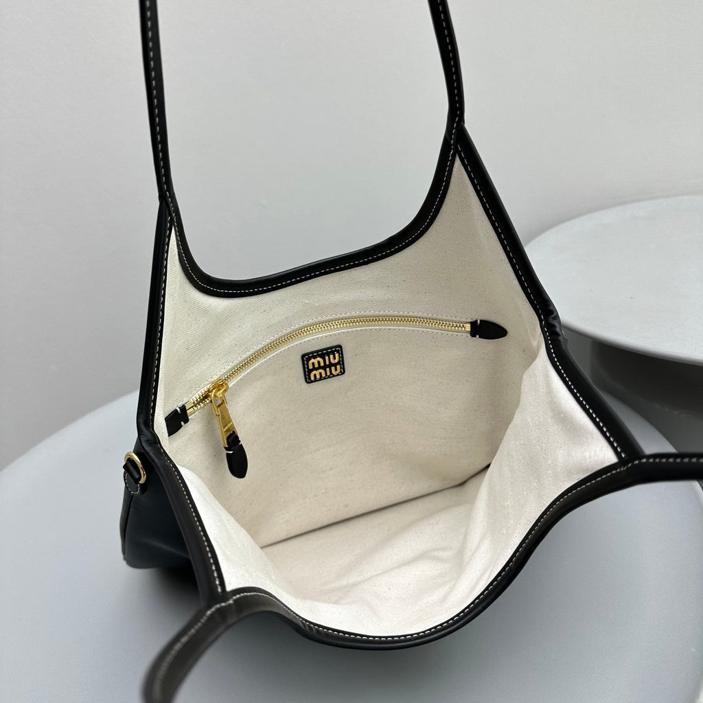 MIU MIU HOBO 40 TOTE IN BLACK CALFSKIN