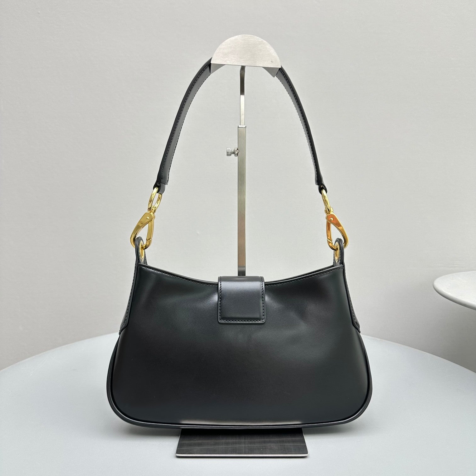 MIU MIU HOBO 28 CITY SHOUDER BAG IN BLACK CALFSKIN