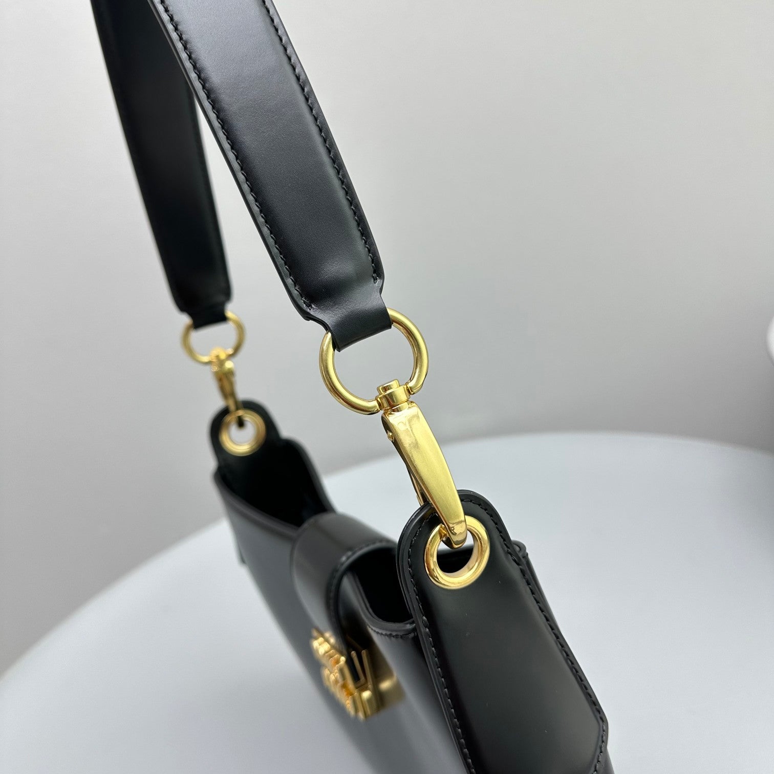 MIU MIU HOBO 28 CITY SHOUDER BAG IN BLACK CALFSKIN
