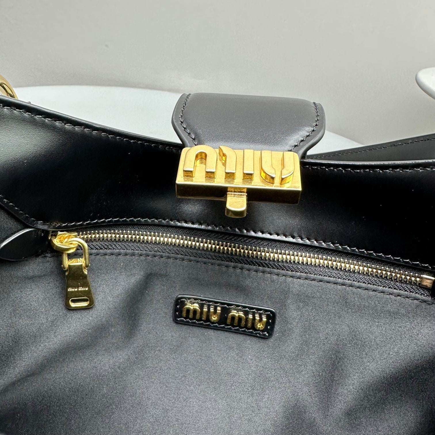 MIU MIU HOBO 28 CITY SHOUDER BAG IN BLACK CALFSKIN