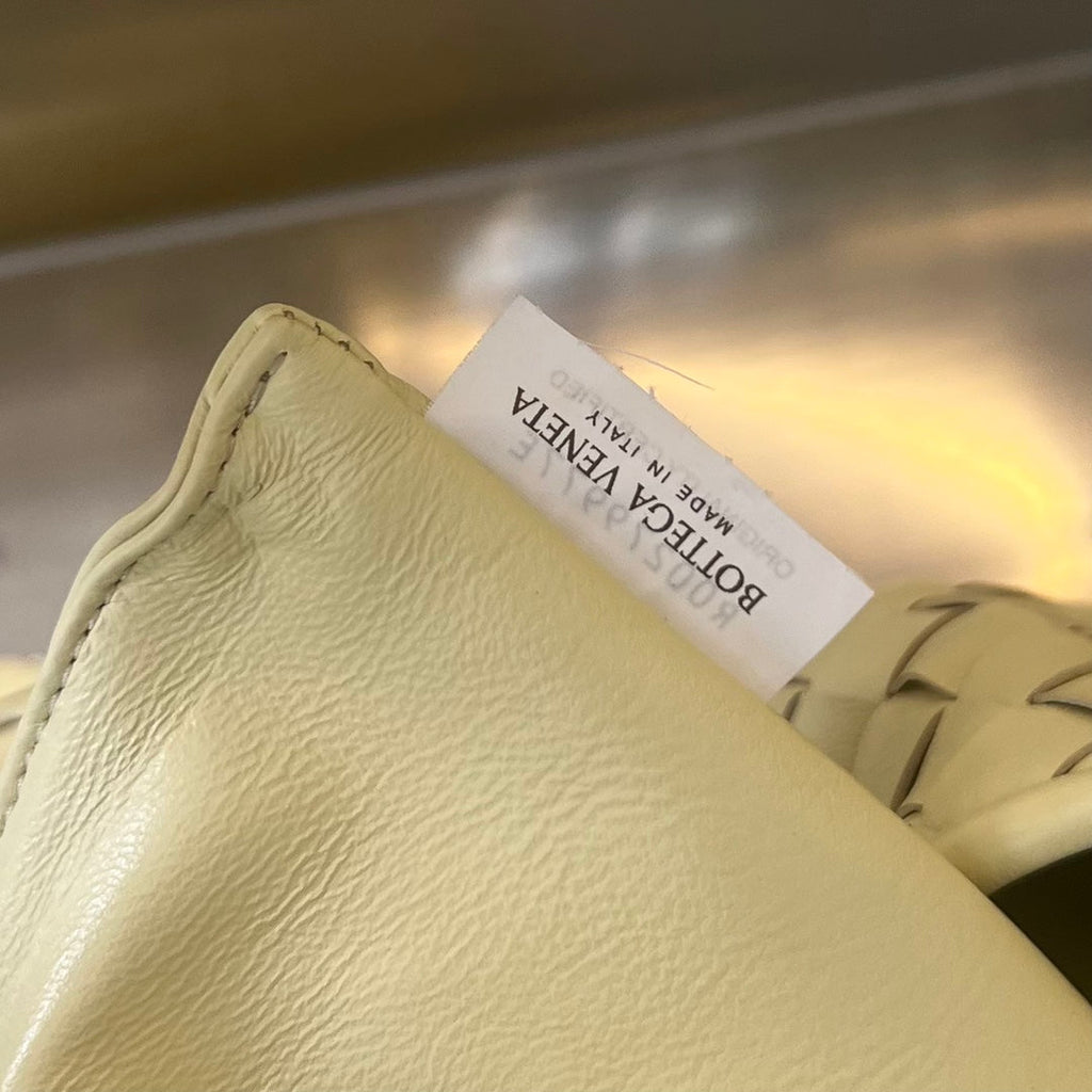 BOTTEGA VENETA LARGE HOP 54 IN DARK CREAM LAMBSKIN