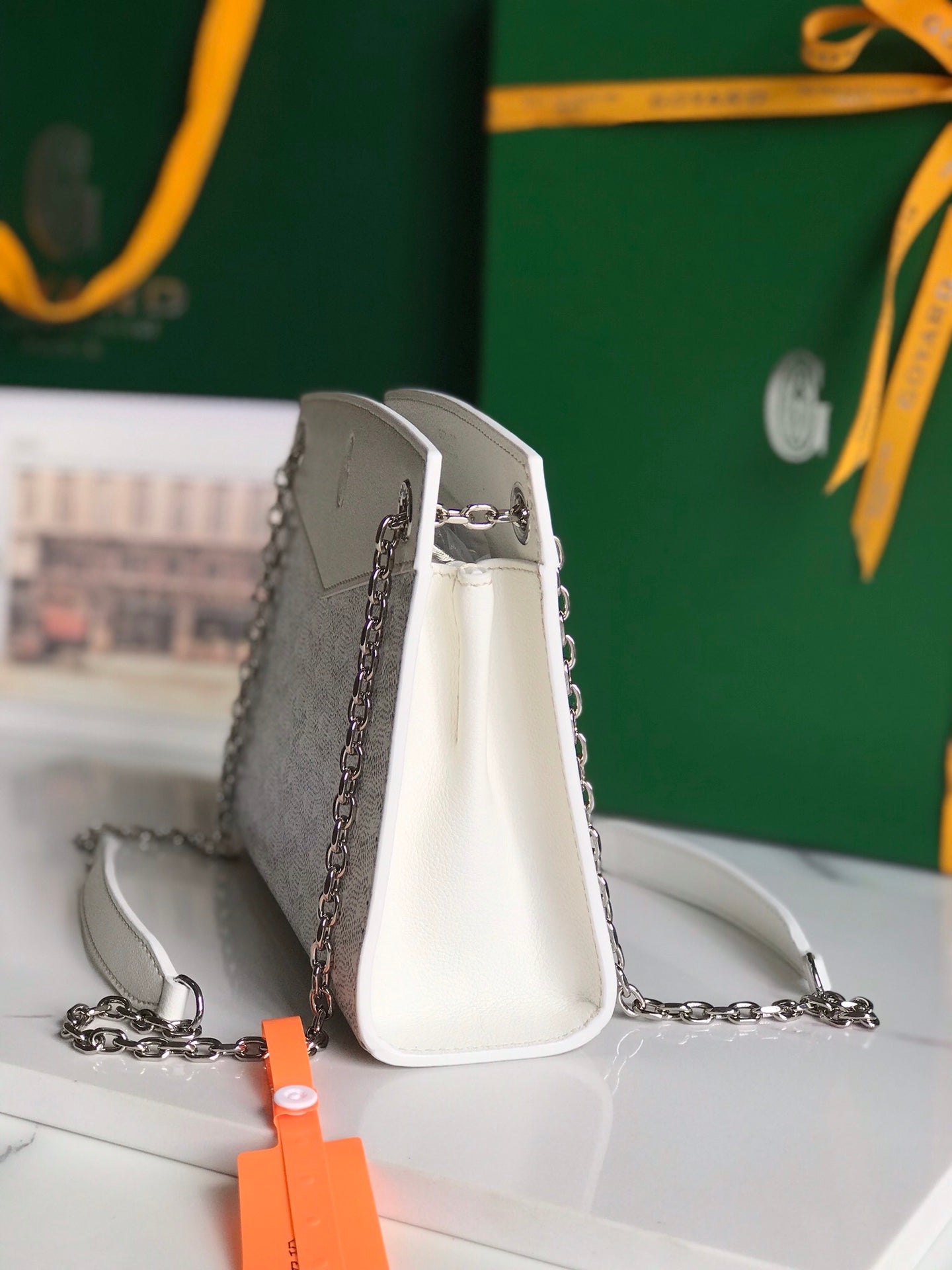 GOYARD ROUETTE STRUCTURÉ MINI BAG 21 IN WHITE GOYARDINE CANVAS AND CALFSKIN