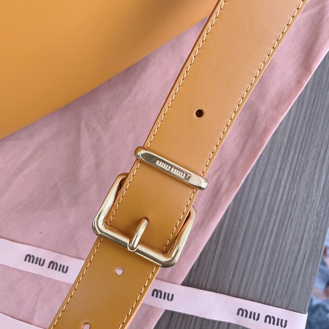 MIU MIU BEAU TOP HANDLE BAG 34 IN PERU BROWN CALFSKIN