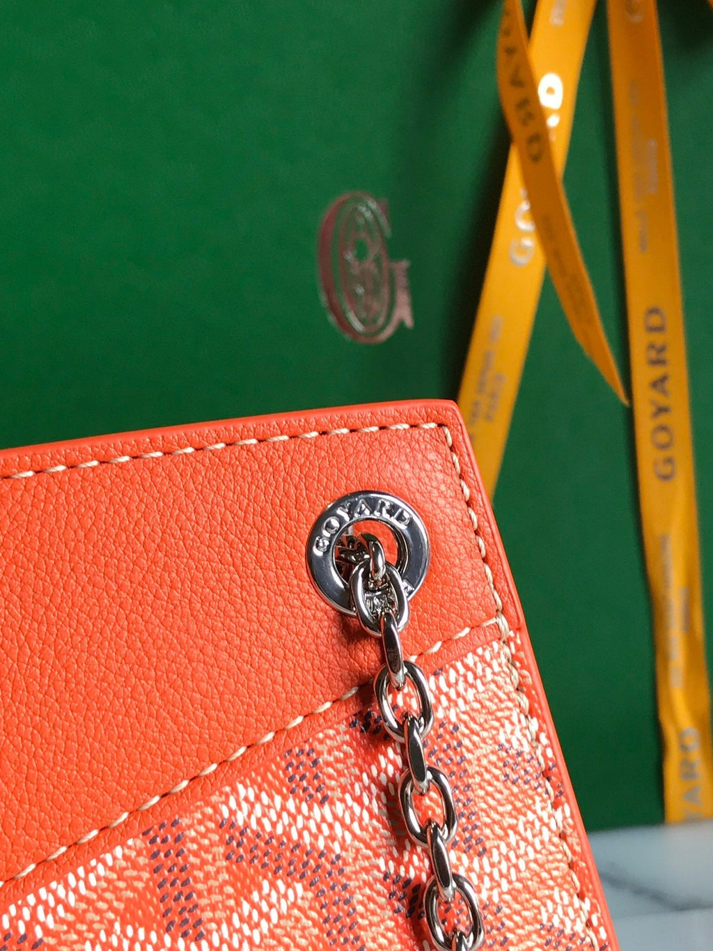 GOYARD ROUETTE STRUCTURÉ MINI BAG 21 IN ORANGE GOYARDINE CANVAS AND CALFSKIN