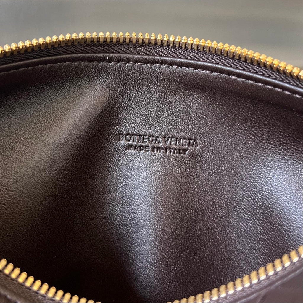 BOTTEGA VENETA WALLACE 22 BAG IN FONDANT CALFSKIN