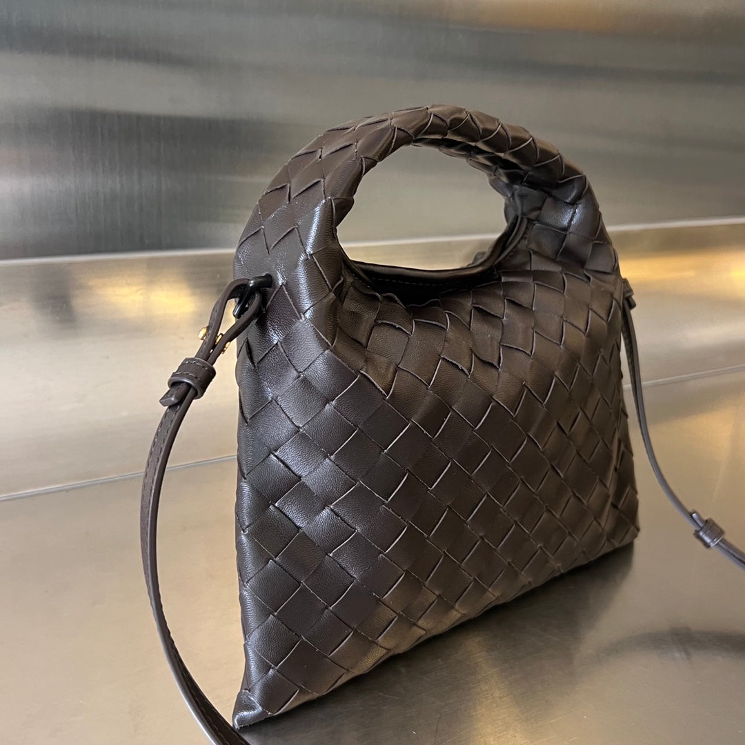 BOTTEGA VENETA MINI HOP 25 IN HICKORY BROWN CALFSKIN