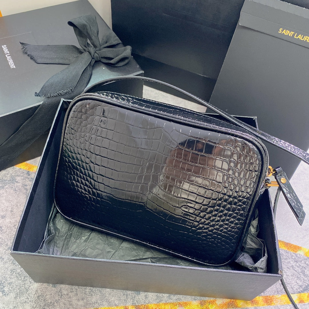 SAINT LAURENT LOU CAMERA BAG 23 IN BLACK CROCODILE PATTERN CALFSKIN GOLD LOGO