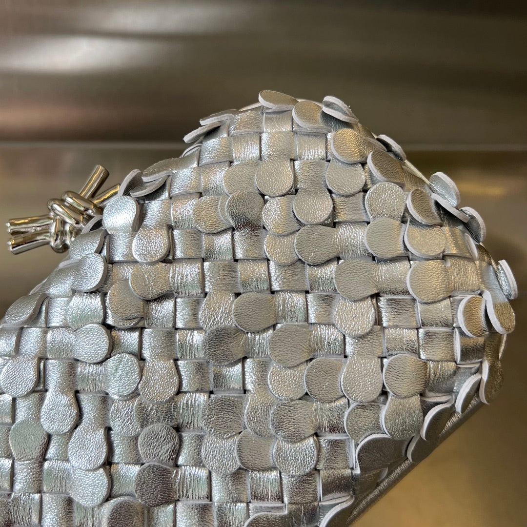 BOTTEGA VENETA SILVER KNOT 19 IN SILVER LAMBSKIN