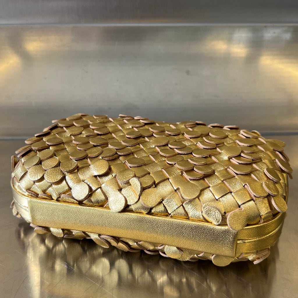 BOTTEGA VENETA GOLDEN KNOT 19 IN GOLDEN LAMBSKIN