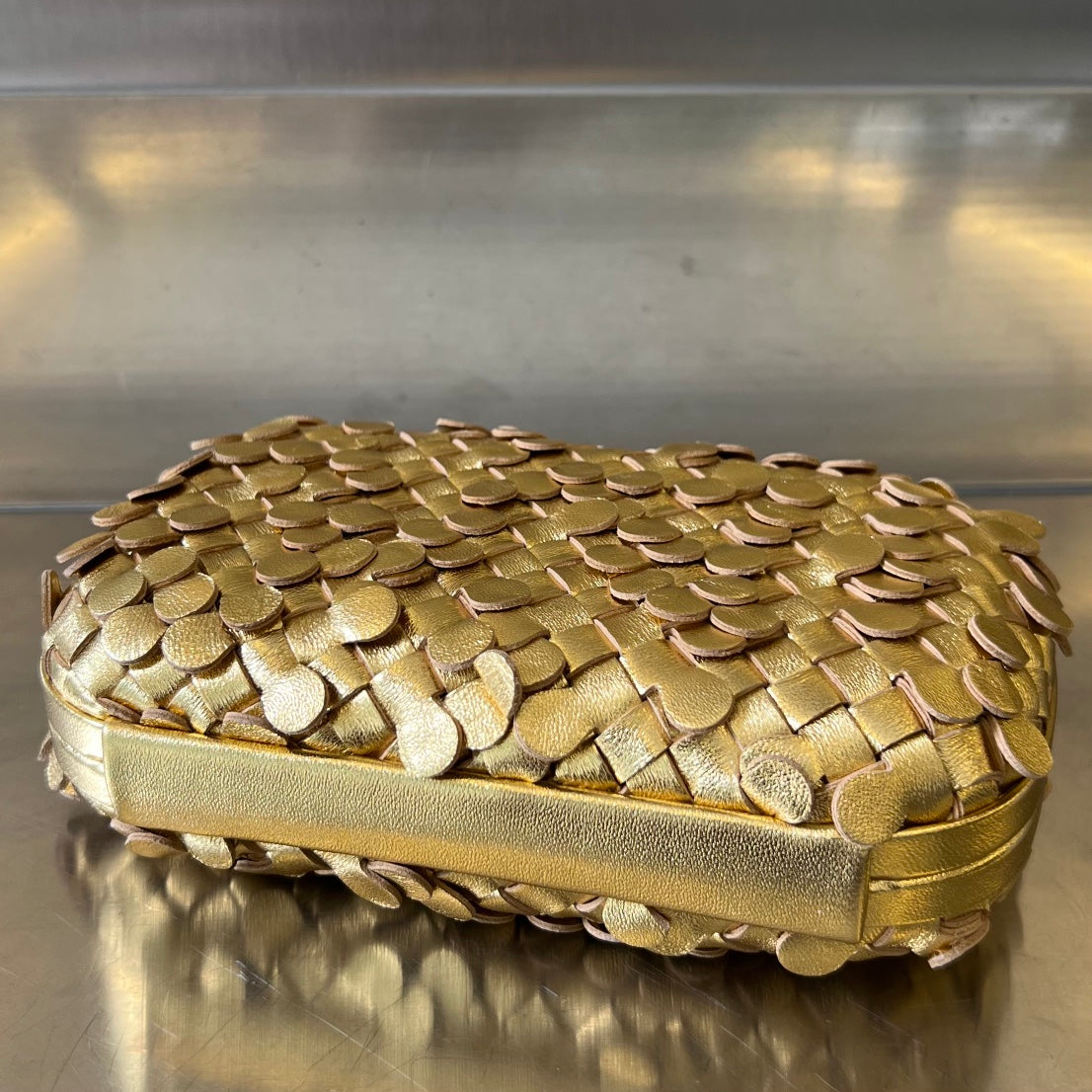 BOTTEGA VENETA GOLDEN KNOT 19 IN GOLDEN LAMBSKIN
