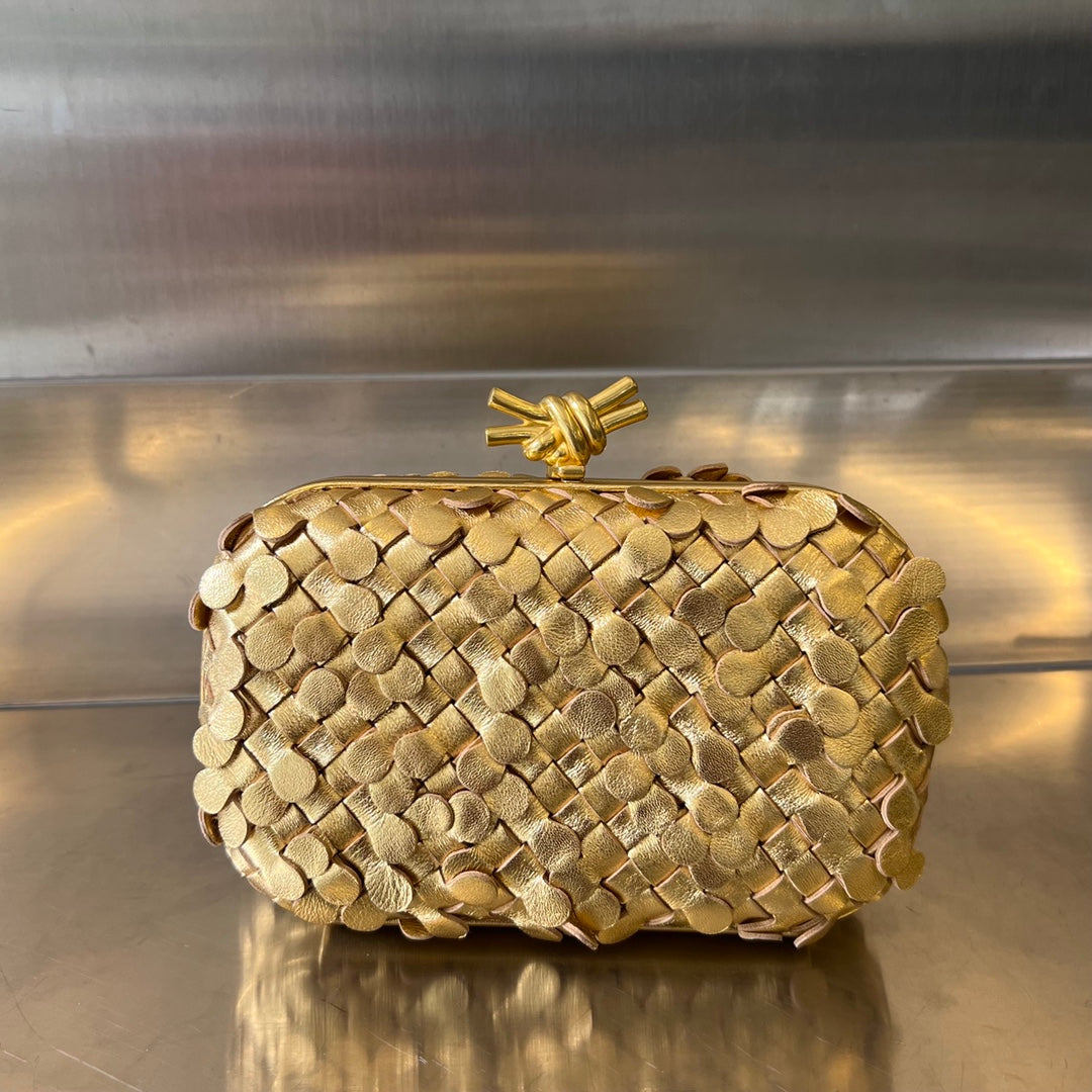 BOTTEGA VENETA GOLDEN KNOT 19 IN GOLDEN LAMBSKIN