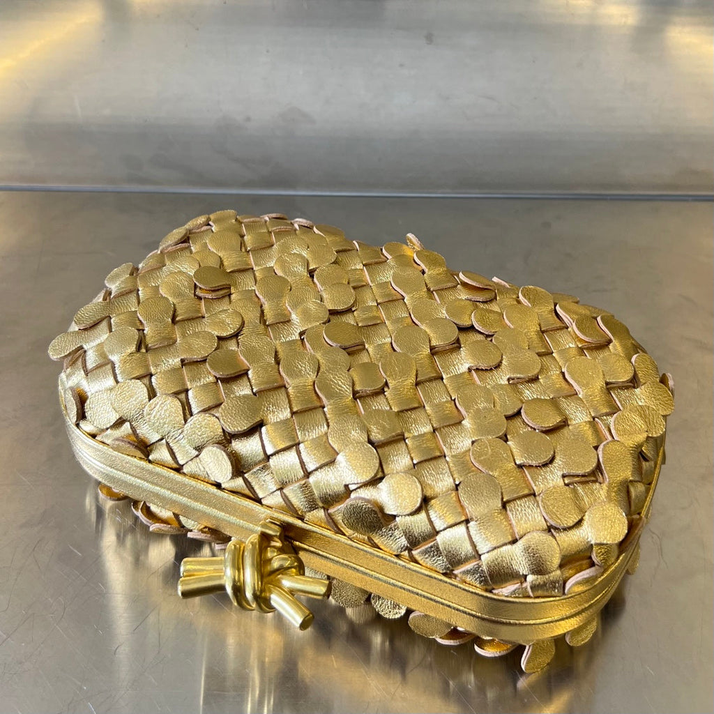 BOTTEGA VENETA GOLDEN KNOT 19 IN GOLDEN LAMBSKIN