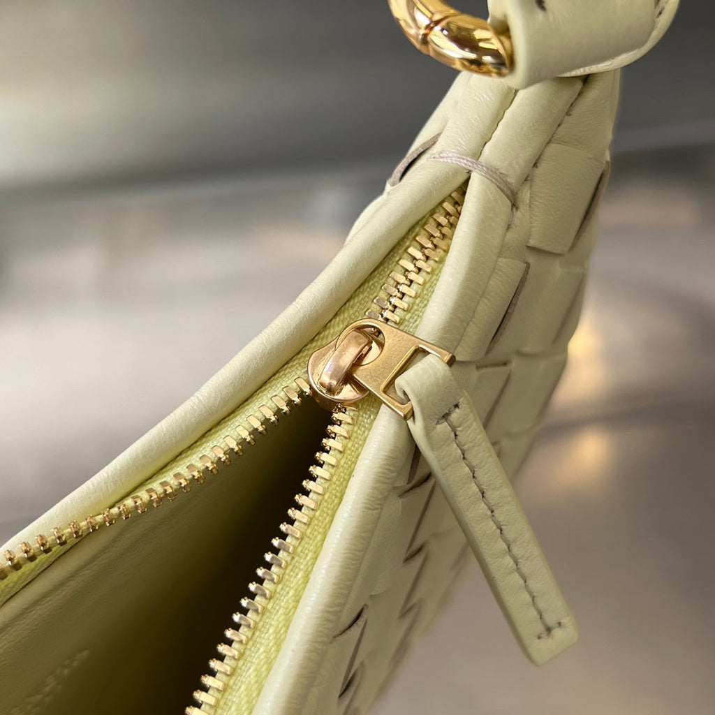 BOTTEGA VENETA SMALL GEMELLI 24 IN LIGHT YELLOW LAMBSKIN