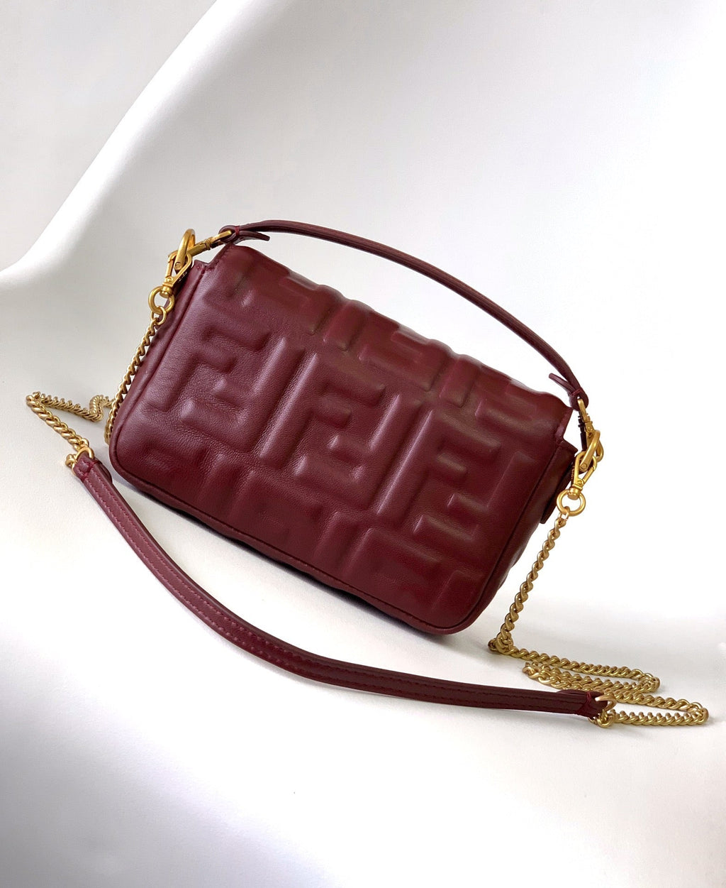 FENDI Mini Baguette Bag 20 With FF Motif Burgundy Leather Ghw