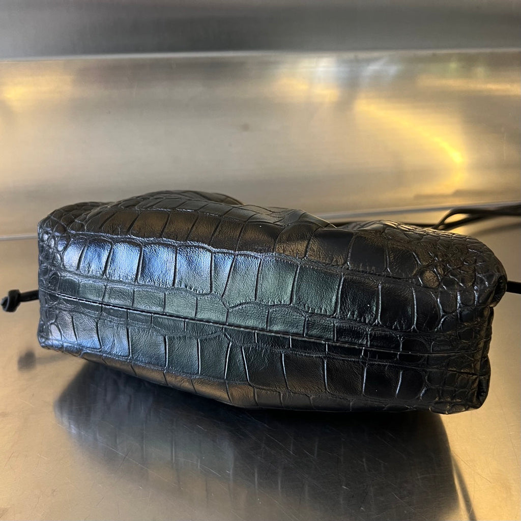 BOTTEGA VENETA Mini Pouch 22cm Black Calfskin