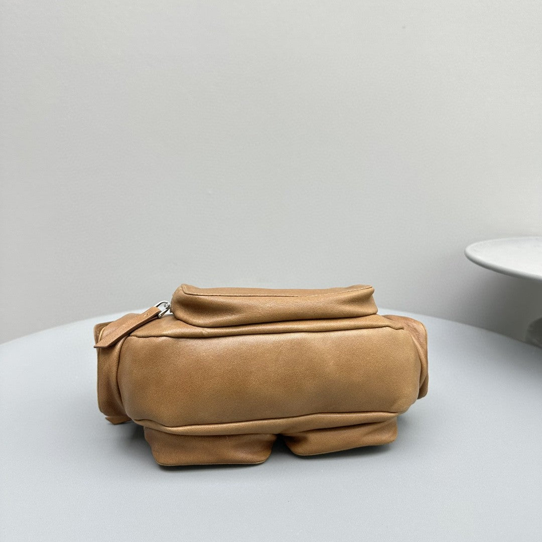MIU MIU PUCKET BAG 21 IN PEANUT BROWN CALFSKIN
